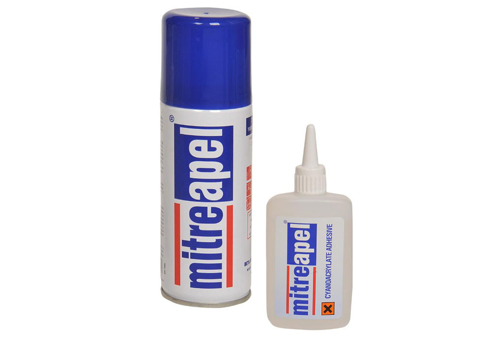 Секундно лепило Mitre Apel